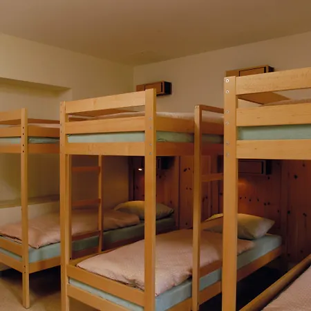 אכסניה Youth *